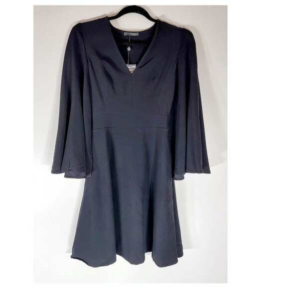 Alexander McQueen Black Crepe Mini Dress with Bell Sleeves Womens Size 36 / US 0 - Picture 4 of 10